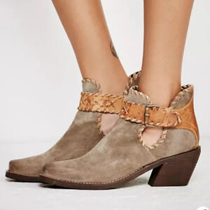 Jeffrey Campbell Walk The Line Ankle Boot size 7